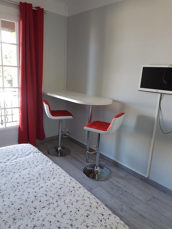 La Combe Joseph Bed & Breakfast Remoulins Luaran gambar